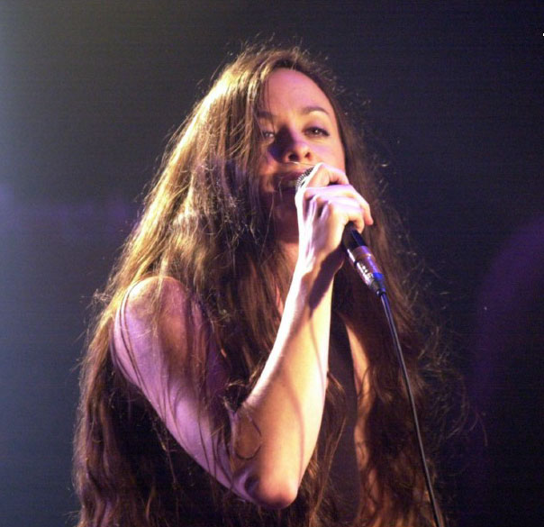 Alanis Morissette 04