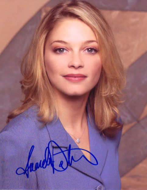 Amanda Detmer 04