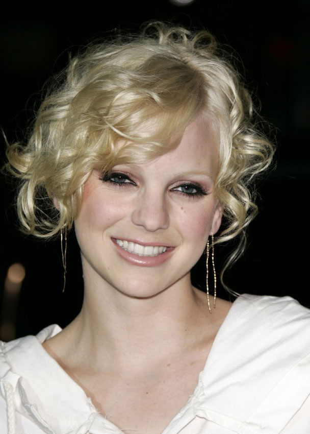 Anna Faris 10