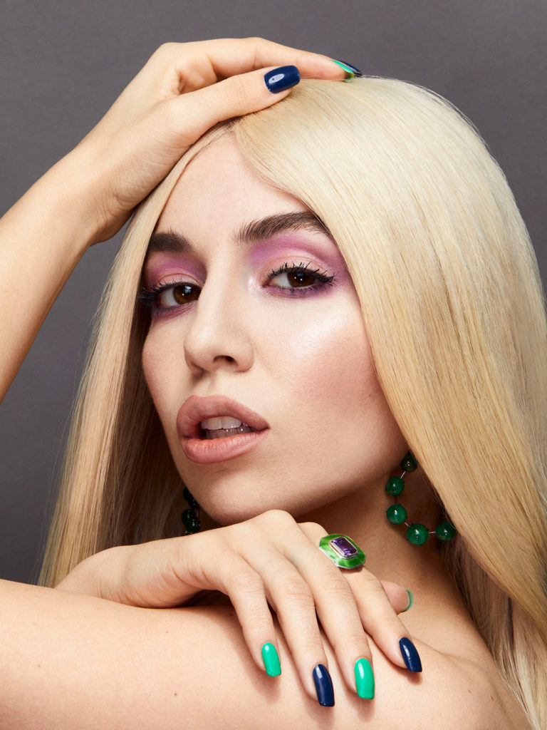 Ava Max 01