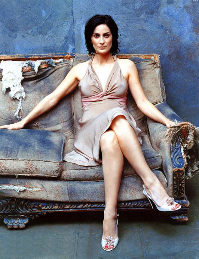 Carrie-Anne Moss 07