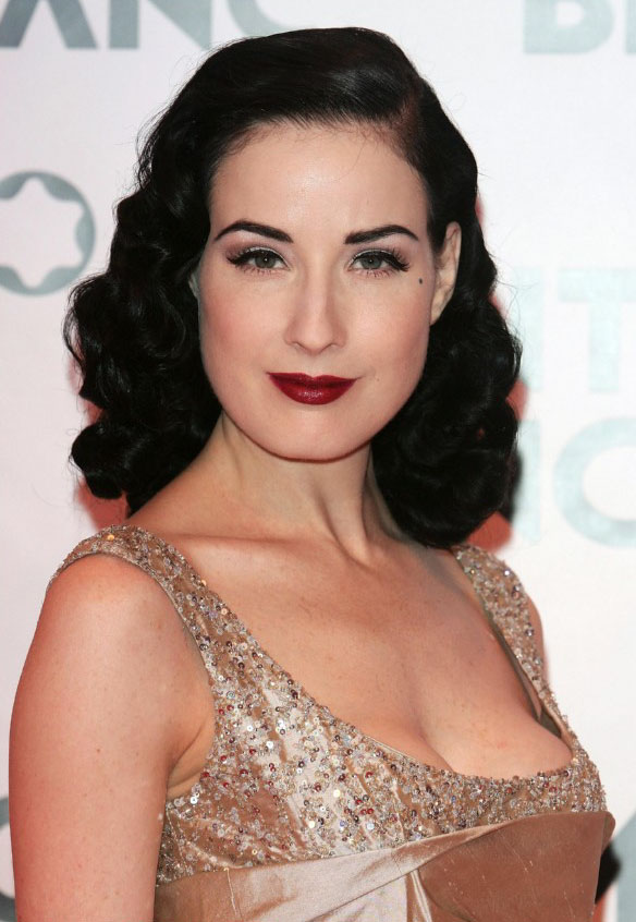 Dita Von Teese 16