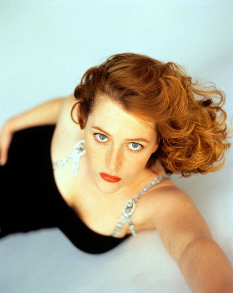 Gillian Anderson 07