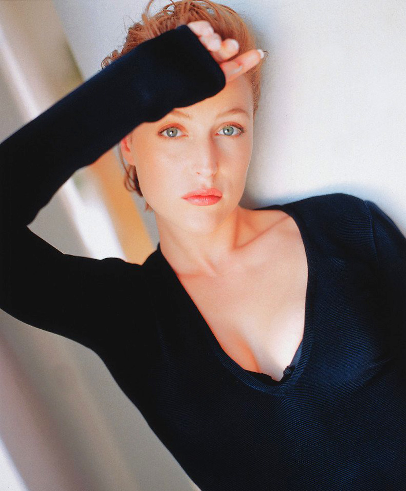 Gillian Anderson 10