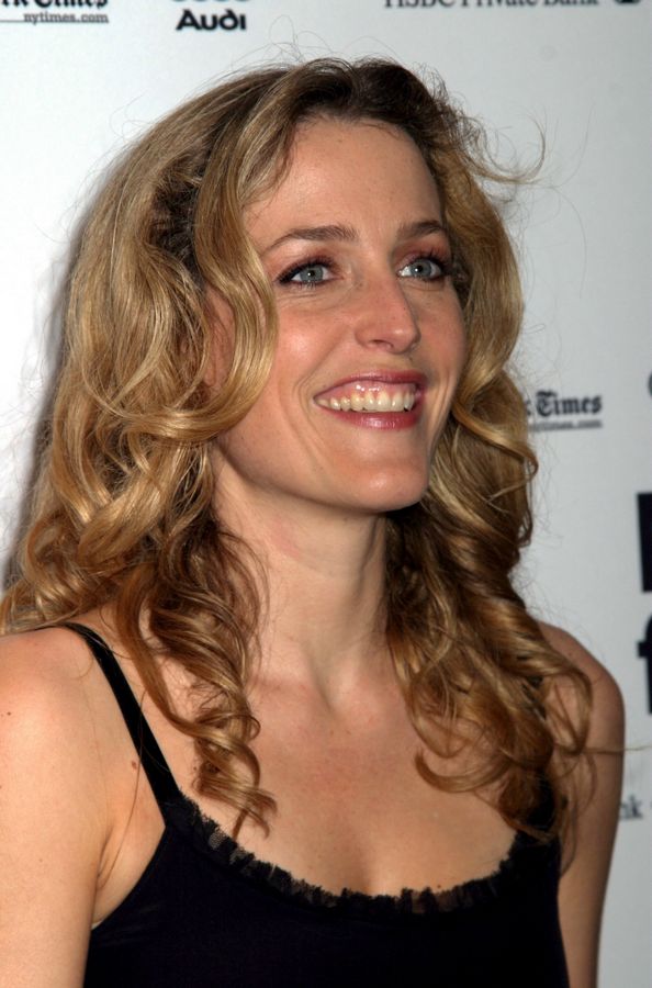 Gillian Anderson 12