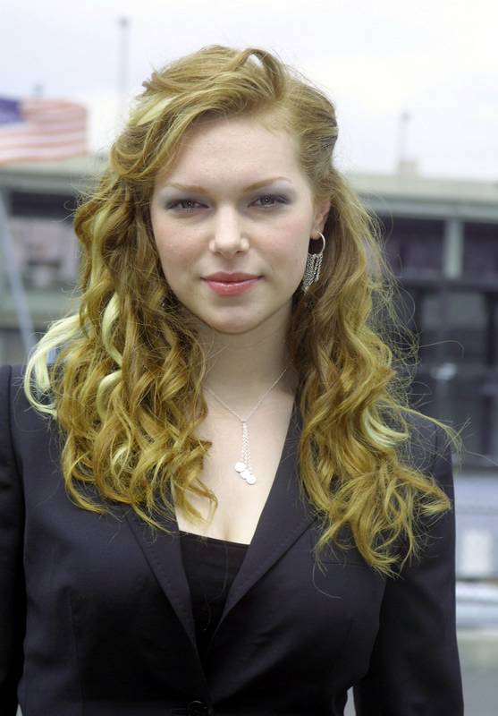 Laura Prepon 16