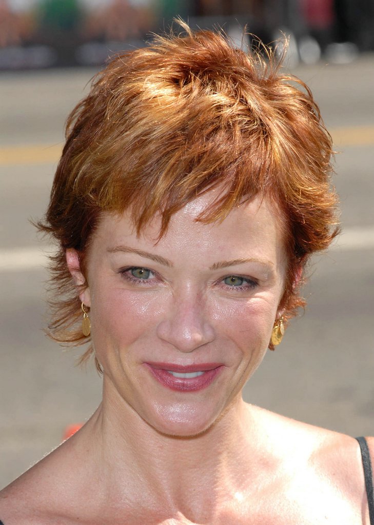 Lauren Holly 17