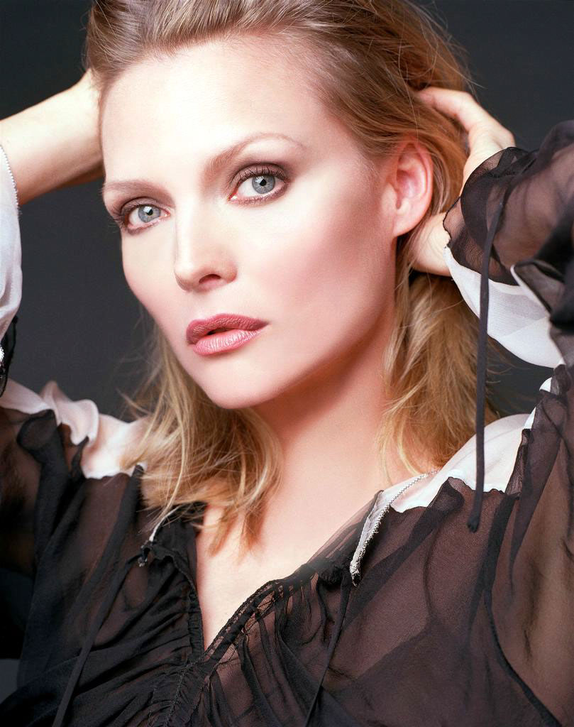 Michelle Pfeiffer 01