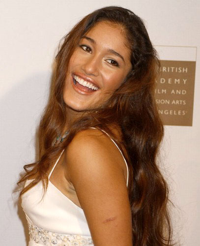 Q'Orianka Kilcher 18