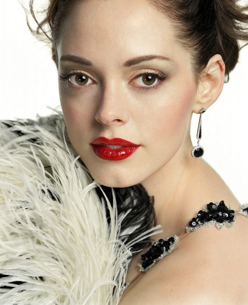 Rose McGowan 04