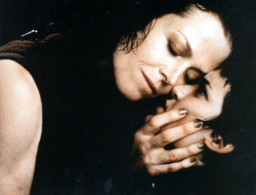 Sigourney Weaver 06