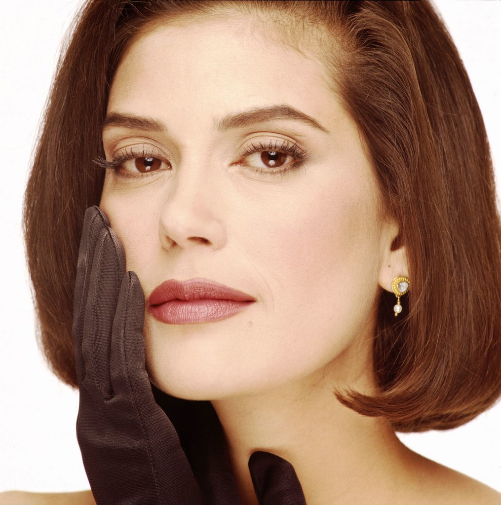 Teri Hatcher 11