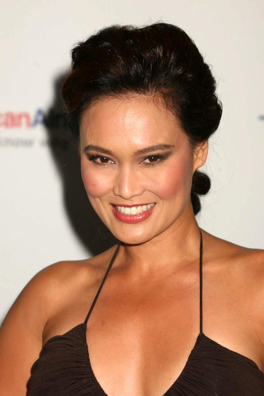 Tia Carrere 02