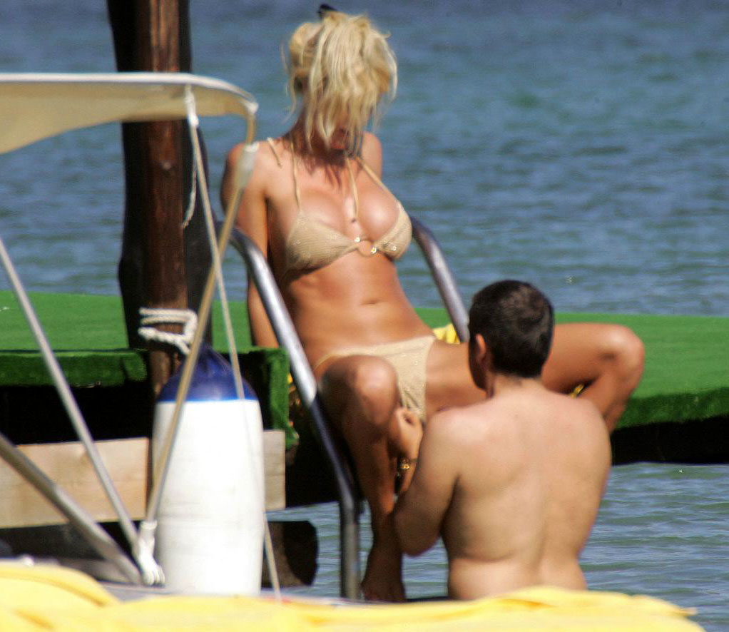 Victoria Silvstedt 18